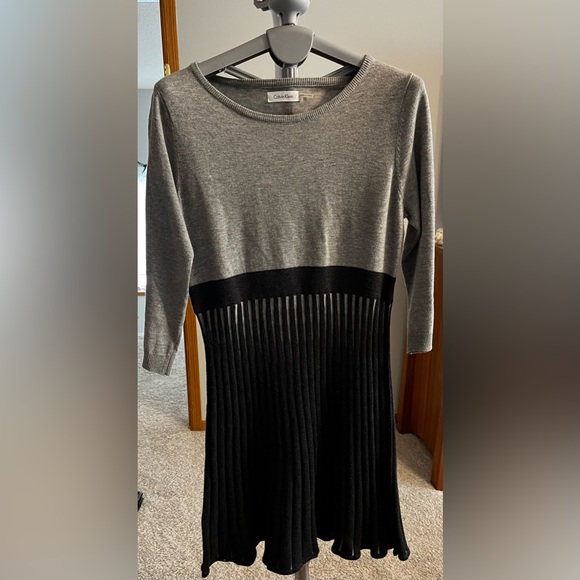 Calvin Klein grey sweater dress!!! Very cute!!! - Picture 1 of 5